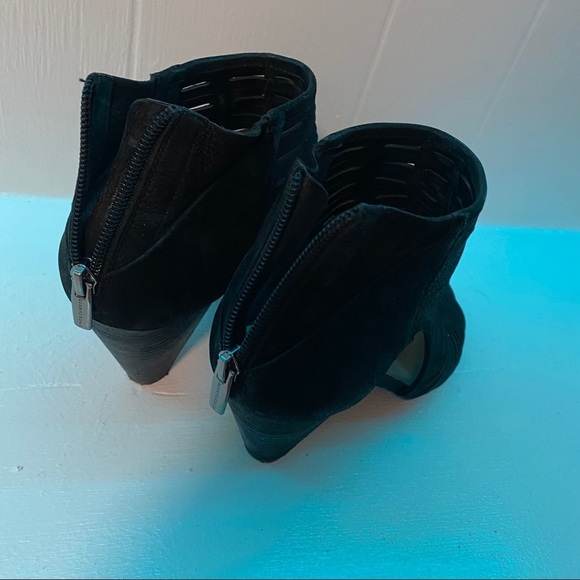 Vince Camuto Eldora Black sueded leather wedge Shoes sz 9M - Picture 11 of 14